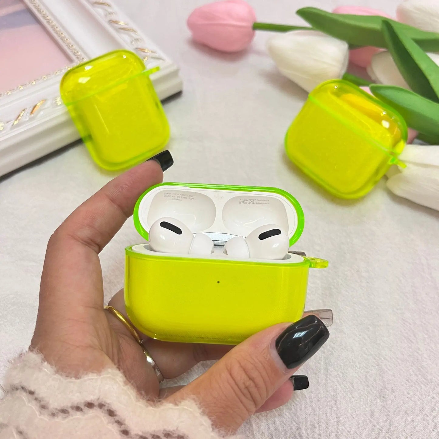 Étui Silicone AirPods avec Crochet - Protection Anti-chute